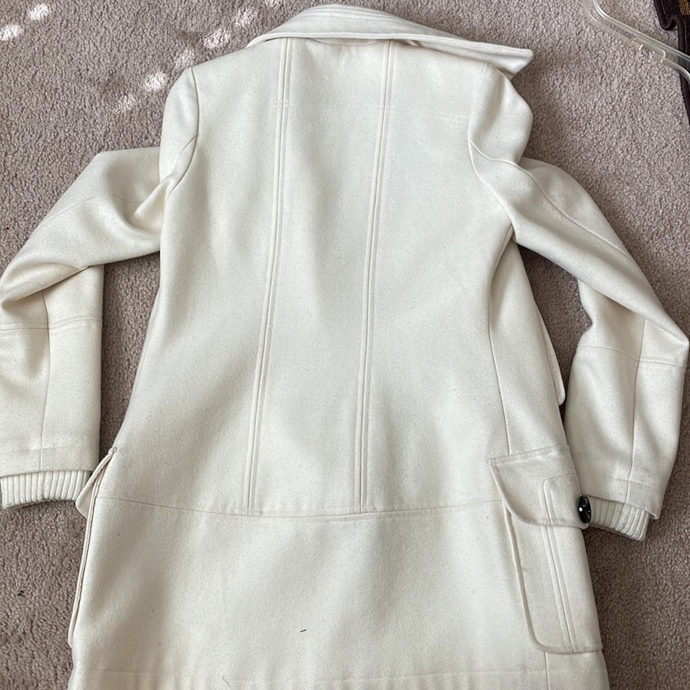 Wool coat - Picture 7 of 9